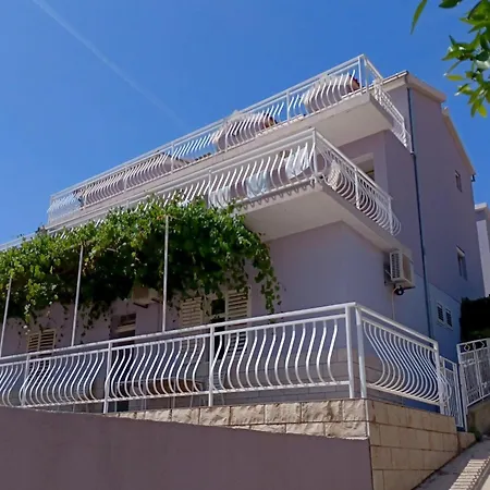 Bertie's - One Bedroom With Terrace And Sea View A2 * Smokvica (Korcula)
